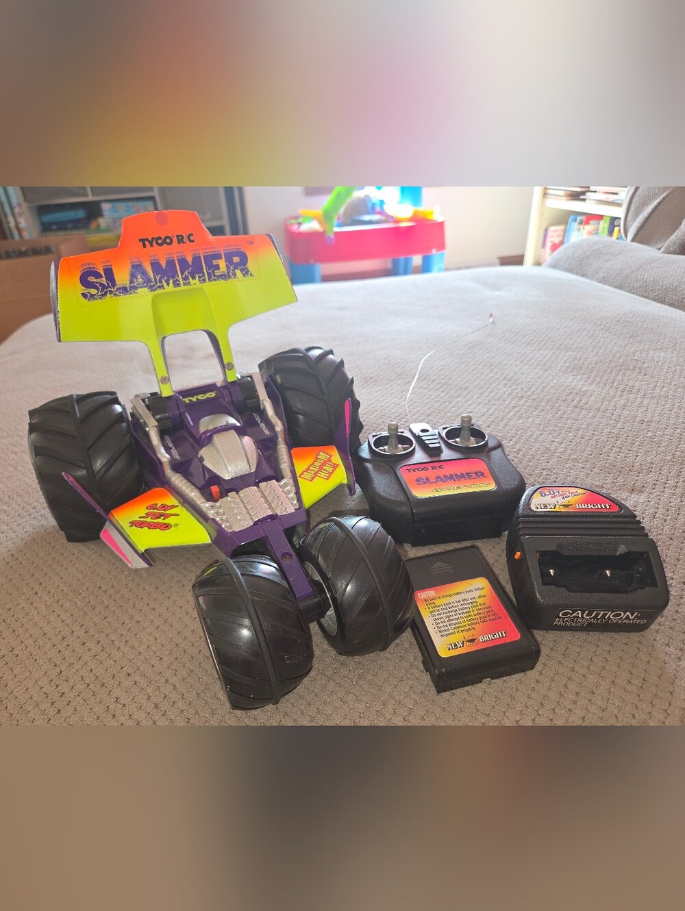 1997 Tyco Slammer RC Remote Control Battery, charger & Remote tested & works! RC